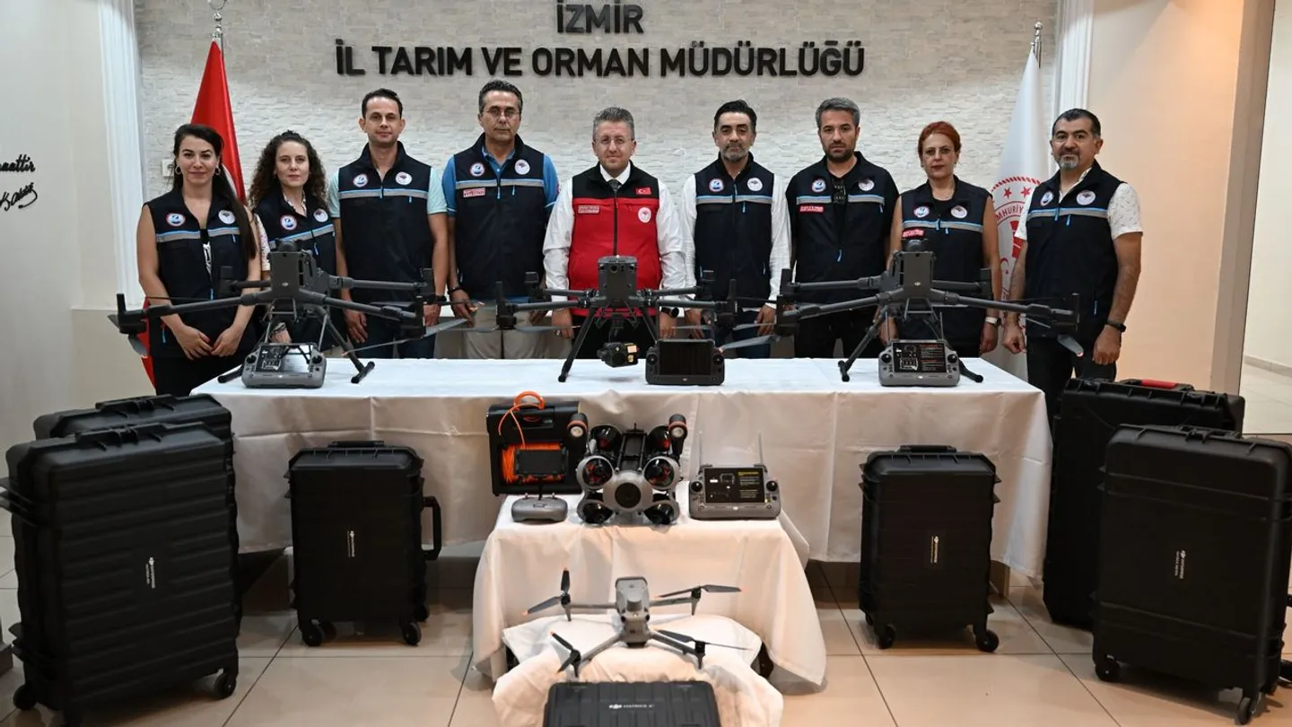 İzmir'de Kaçak Avcılara "Drone" Darbesi: İlk Havadan Denetimde Suçüstü!