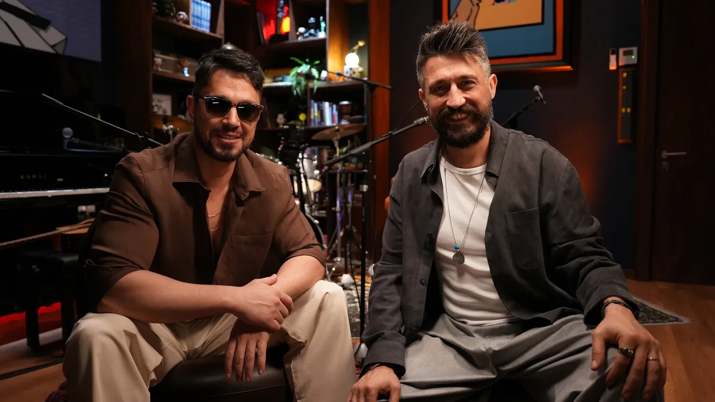 Mert Carim ve Murat Boz’dan Duygusal Düet: “Aklımda Hep Sen” 28 Ağustos’ta Yayında