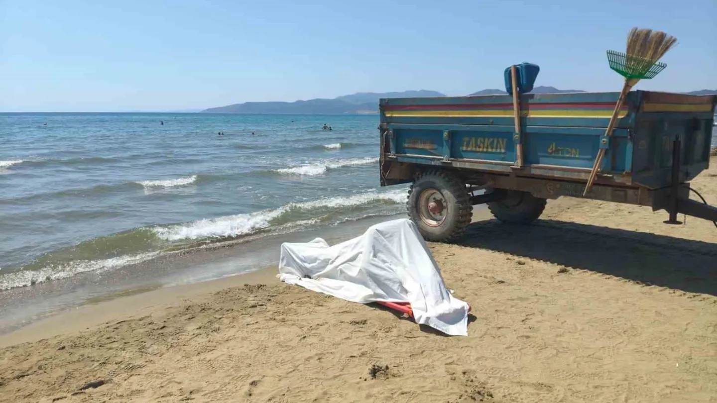 Selçuk Pamucak Sahili'nde erkek cesedi bulundu: Olayla ilgili soruşturma başlatıldı