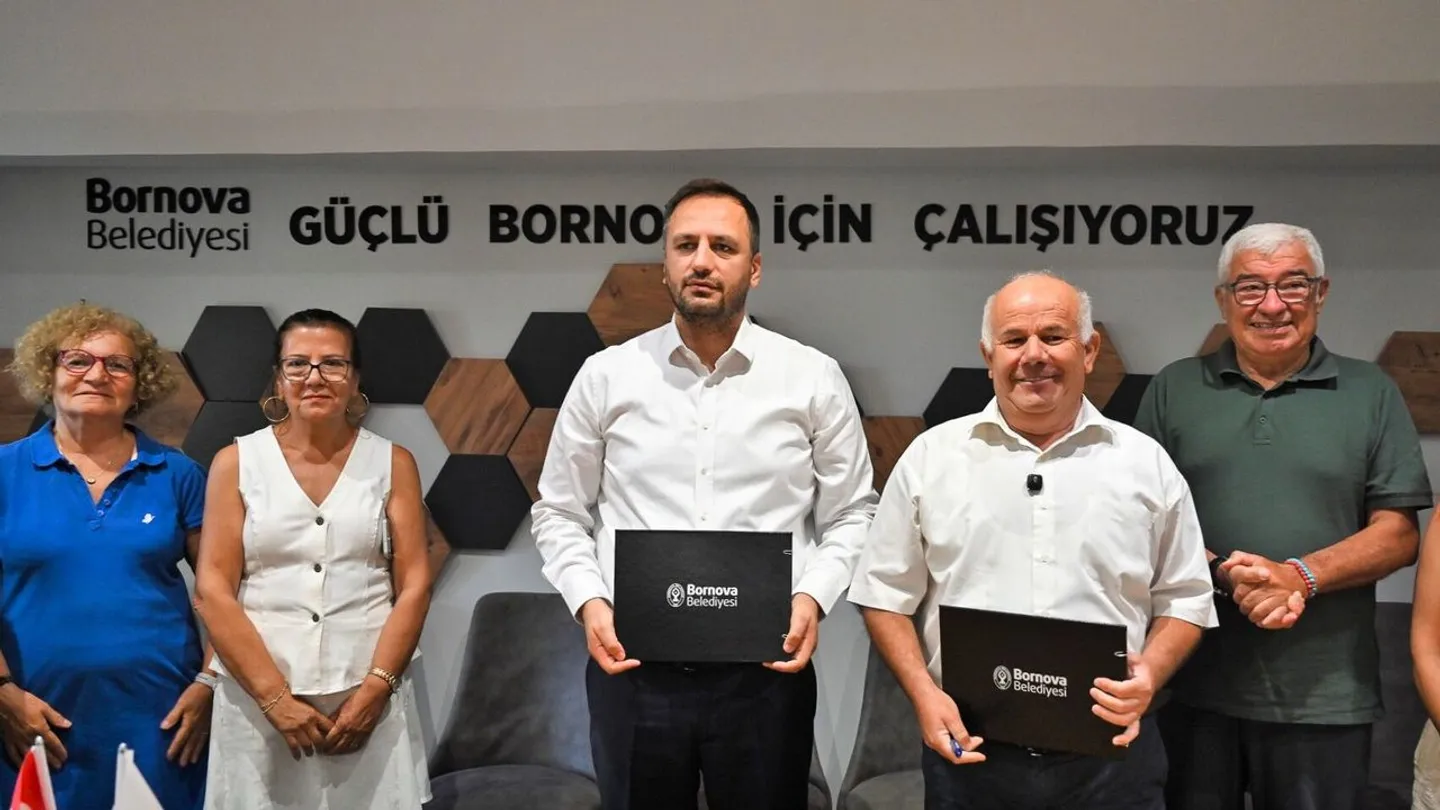 Bornova'da "Üçüncü Yaş Üniversitesi" dönemi başlıyor