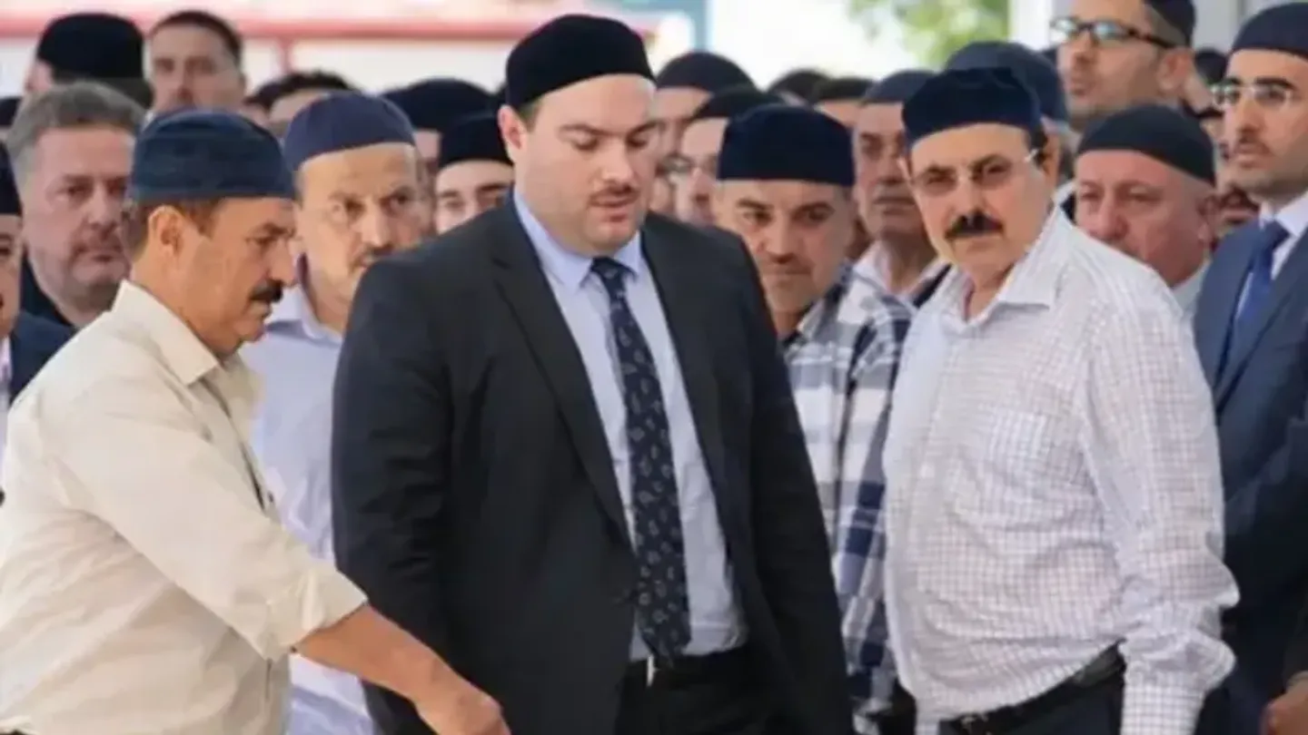 İzmir’de Milyon Dolarlık Ada Detayı! Kuriş Ailesinin 258 Dönümlük Kalem Adası Mülkü Gündemde